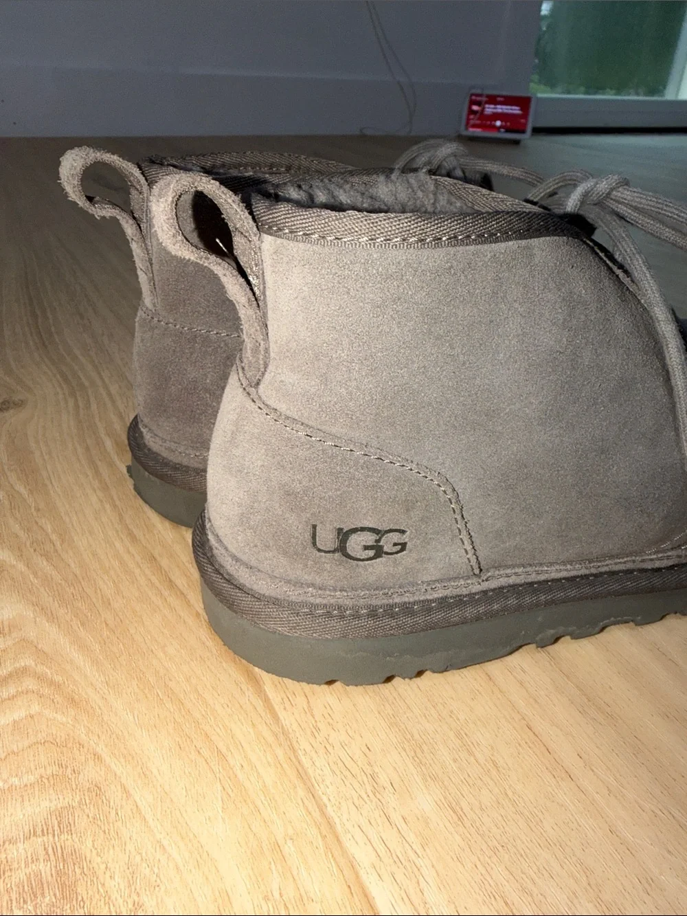 UGG Neumel Charcoal Grey Suede Sheepskin Chukka Ankle Boots Shoes Size US 11 Men